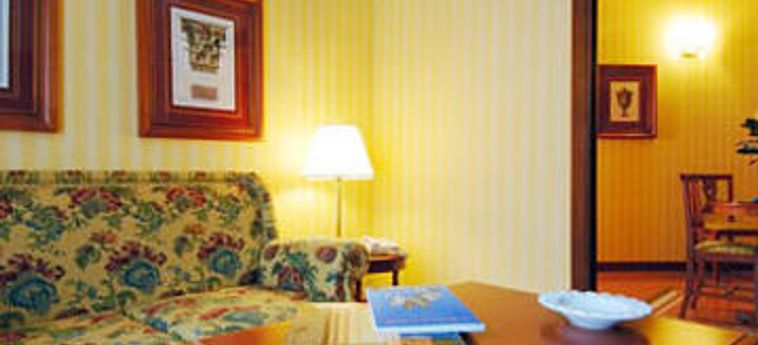 Hotel Residenza D'aragona:  PALERME
