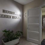 SMART HOTEL GALLERY HOUSE
