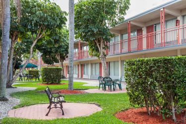 Hotel Days Inn Airport North - West Palm Beach:  PALM BEACH (FL)