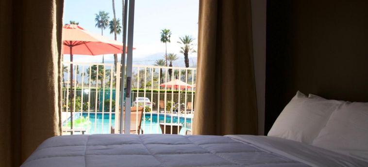 Hotel Delos Reyes Palm Springs:  PALM SPRINGS (CA)