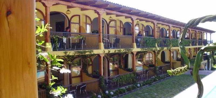 Hotel Villa Santa Catarina:  PANAJACHEL