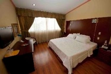 Hotel La Cresta Inn:  PANAMA CITY