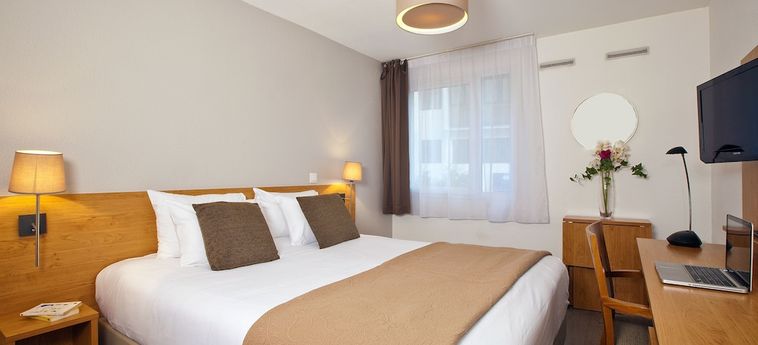 Hotel Séjours &Amp; Affaires Charles De Gaulle Pantin: Foto 