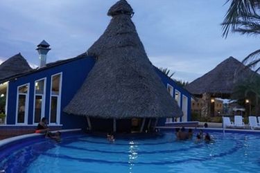 Hotel Villa Caribe:  PARAGUANA