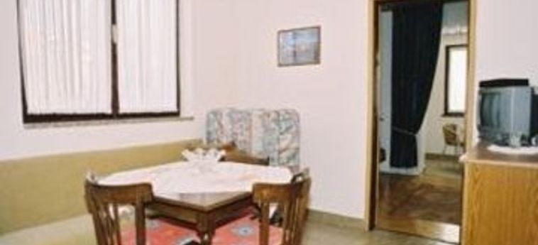 Hotel Apartmani Katana:  PARENZO - ISTRIA