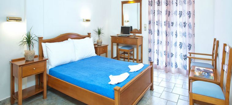 Enjoy Lichnos Bay Village, Camping, Hotel & Apartments:  PARGA