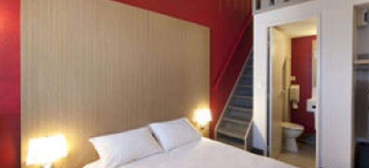 Hotel Ibis Orly Chevilly Tram 7:  PARIGI - AEROPORTO ORLY