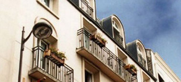 Hotel Pavillon Losserand Montparnasse:  PARIGI