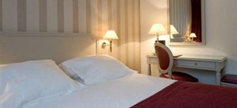 Hotel Paris Neuilly:  PARIGI