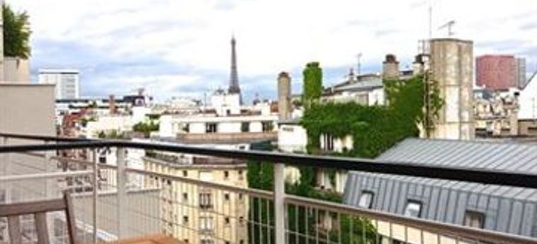 Hotel Studio Tour Eiffel:  PARIGI