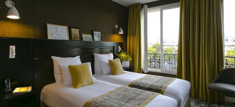 Hotel De Neuville - Arc De Triomphe:  PARIGI