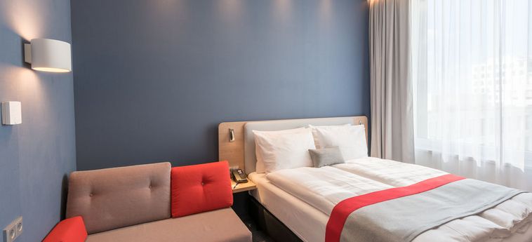 Hotel Holiday Inn Express Paris - Velizy:  PARIGI