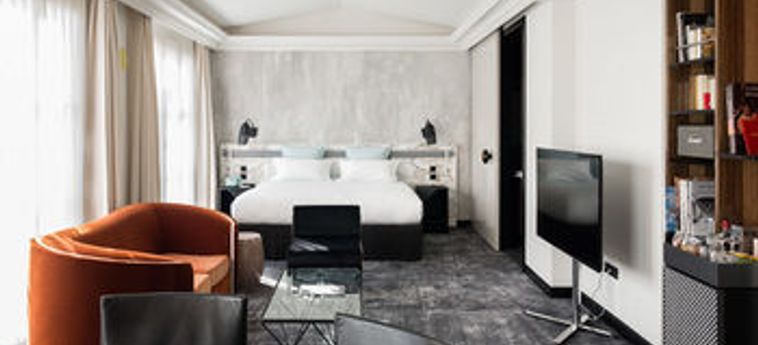 Hotel Les Bains Paris:  PARIGI