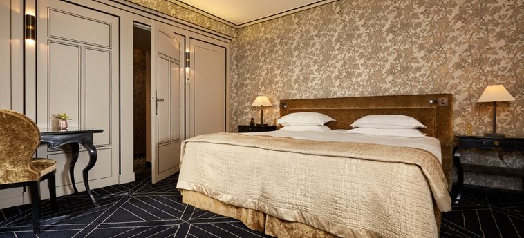 Hotel Pavillon De La Reine:  PARIGI