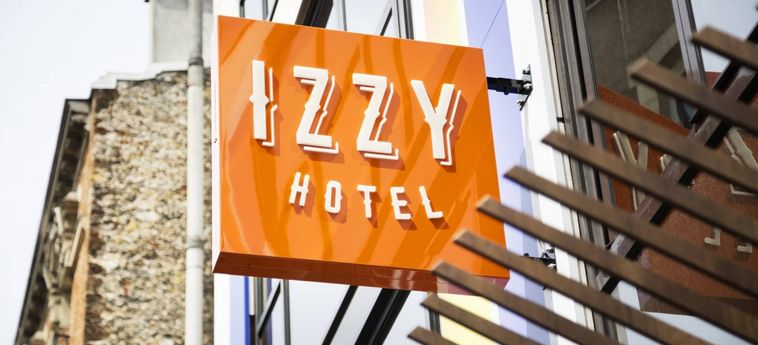 Hotel Izzy By Happyculture:  PARIGI