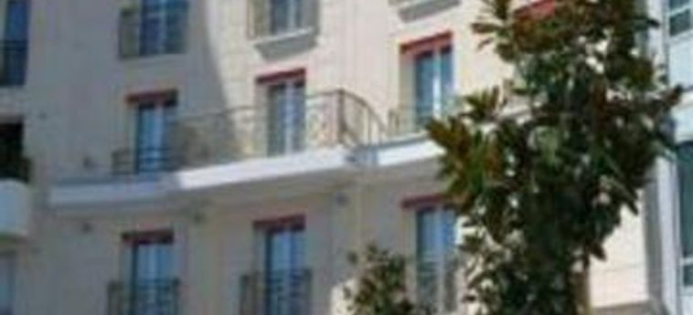 Hotel De Berny:  PARIS - FLUGHAFEN ORLY