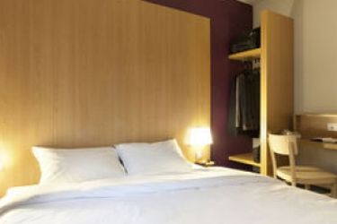 Hotel Ibis Orly Chevilly Tram 7:  PARIS - ORLY AIRPORT