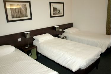 Hotel Kyriad Orly Aeroport - Athis Mons:  PARIS - ORLY AIRPORT