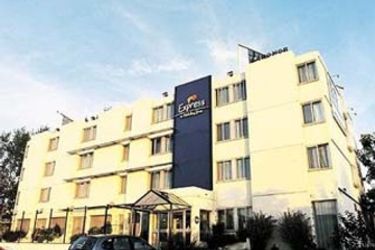 Hotel Express By Holiday Inn Le Bourget Garon:  PARIS