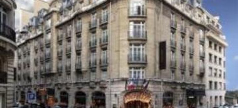 Hotel Sofitel Paris Arc De Triomphe:  PARIS