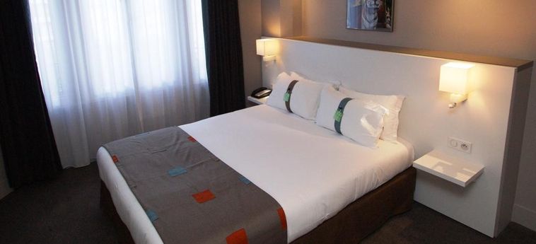 Hotel Holiday Inn Auteuil:  PARIS
