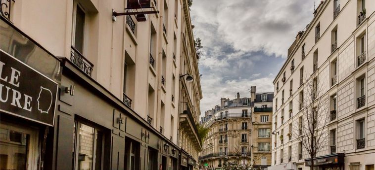 Hotel District Republique:  PARIS