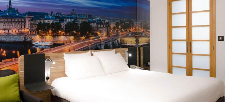 Hotel Novotel Paris 14 Porte D'orleans:  PARIS