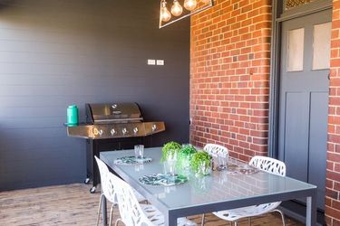 Clarinda Street Apartments By Kirsten Serviced Accommodation:  PARKES