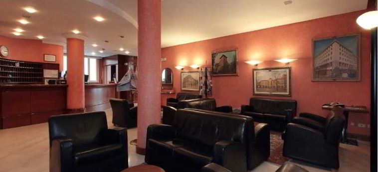 Hotel Novotel Parma Centro:  PARME