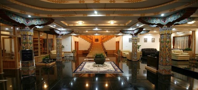 Hotel Tashi Namgay Resort:  PARO