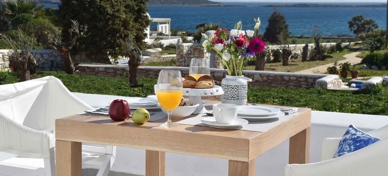 Hotel White Dunes Luxury Suites:  PAROS 