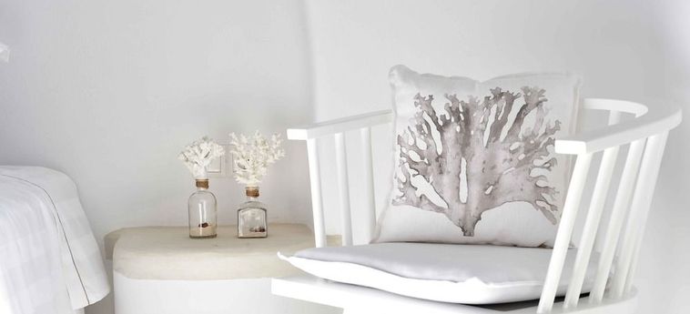 Hotel White Dunes Luxury Suites:  PAROS 