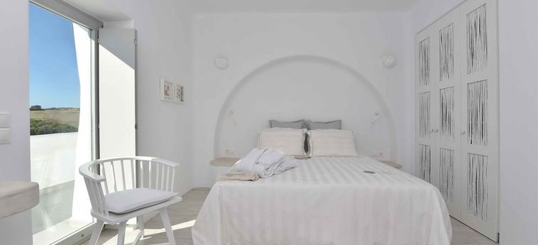 Hotel White Dunes Luxury Suites:  PAROS