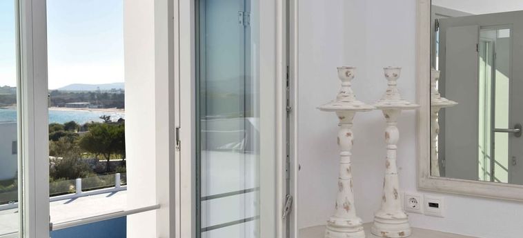 Hotel White Dunes Luxury Suites:  PAROS