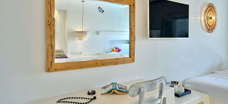 Zefi Hotel &Amp; Suites  Paros  : Photo 