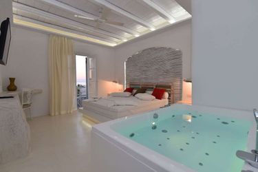 Zefi Hotel &Amp; Suites  Paros : Photo 