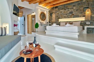 Zefi Hotel &Amp; Suites  Paros : Photo 