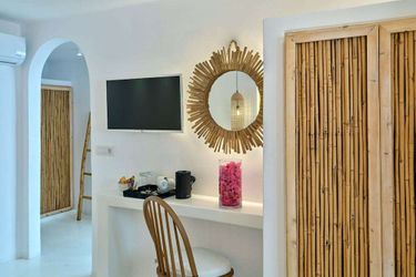 Zefi Hotel &Amp; Suites  Paros : Photo 