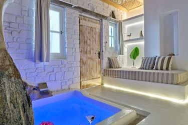 Zefi Hotel &Amp; Suites  Paros : Photo 