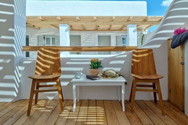 Zefi Hotel &Amp; Suites  Paros : Photo 