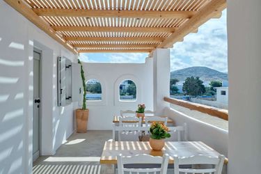 Zefi Hotel &Amp; Suites  Paros : Photo 