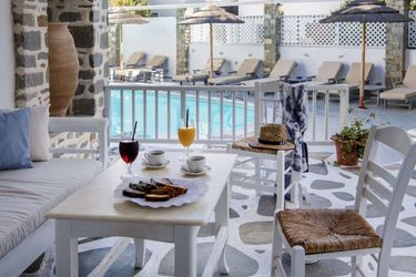 Zefi Hotel &Amp; Suites  Paros : Photo 