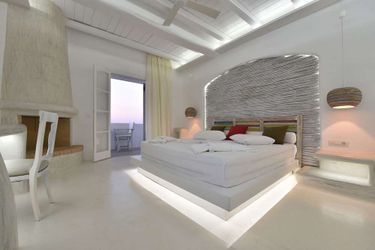 Zefi Hotel &Amp; Suites  Paros : Photo 