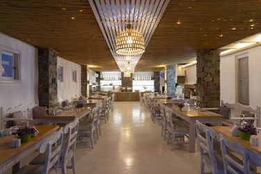 Zefi Hotel &Amp; Suites  Paros : Photo 