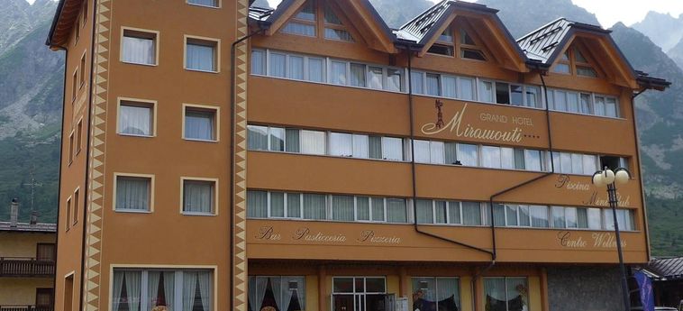 Grand Hotel Miramonti:  PASSO DEL TONALE - TRENTO