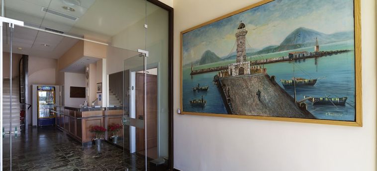 Delfini Hotel Patras: Foto 