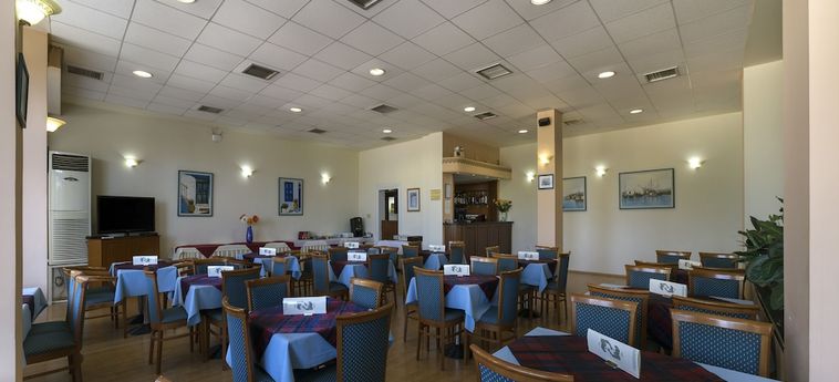 Delfini Hotel Patras: Foto 