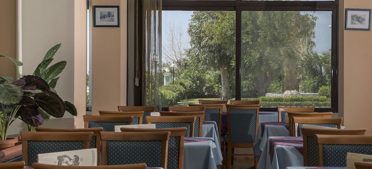 Delfini Hotel Patras: Foto 