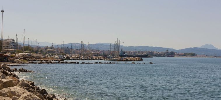 Delfini Hotel Patras: Foto 