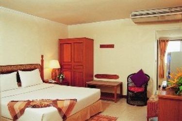 Hotel Sabai Resort:  PATTAYA